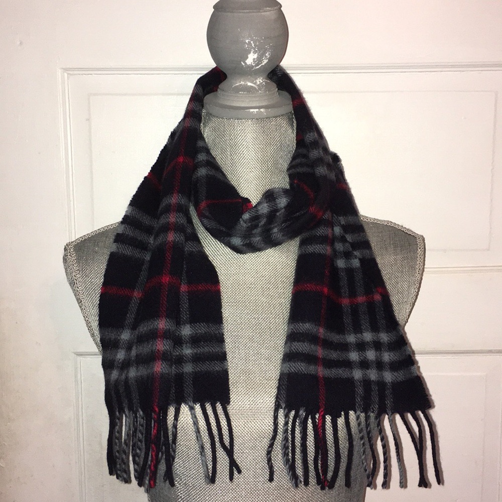 BURBERRY London Nova Check Classic CASHMERE scarf - Picture 4 of 8